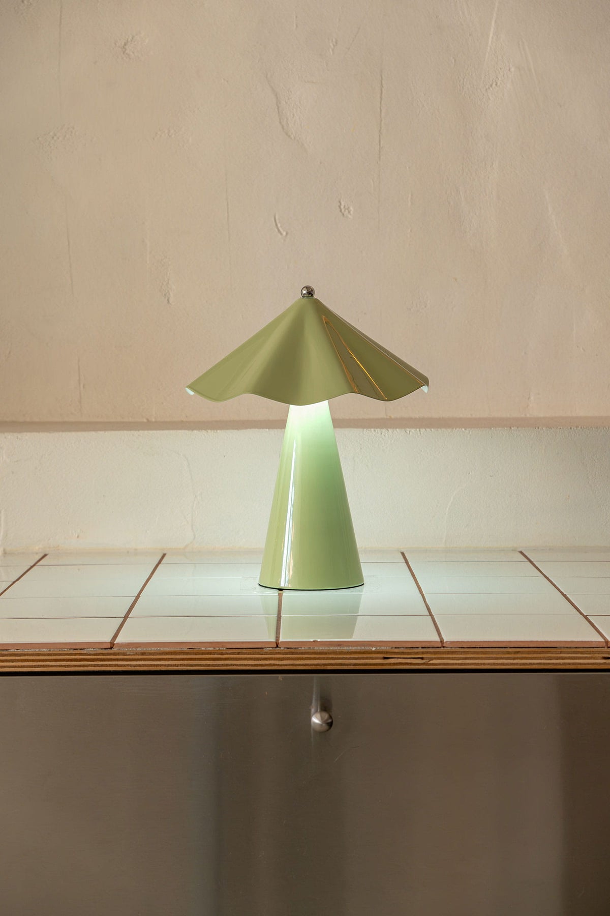 Robyn Portable Lamp